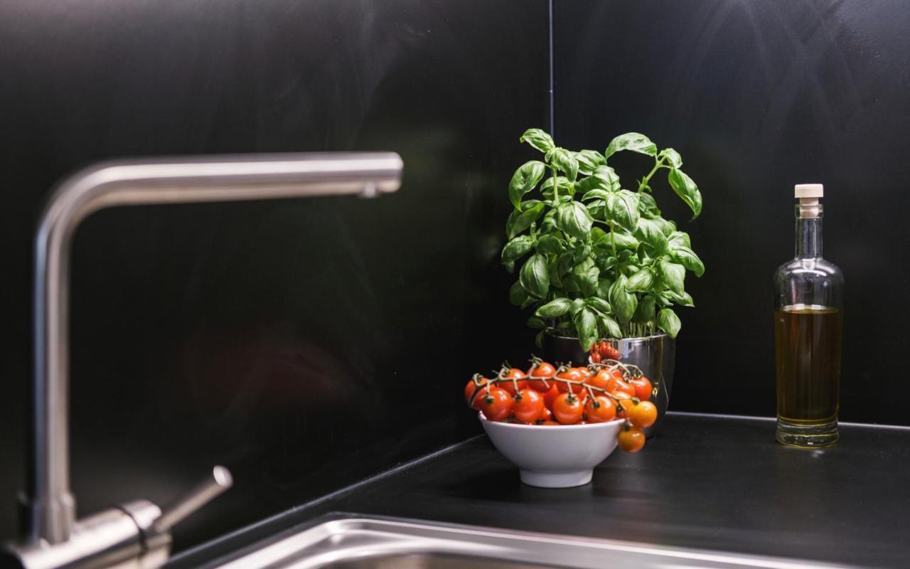 Moliving - Design Hotel & Apartments Duesseldorf-Нойс Екстер'єр фото