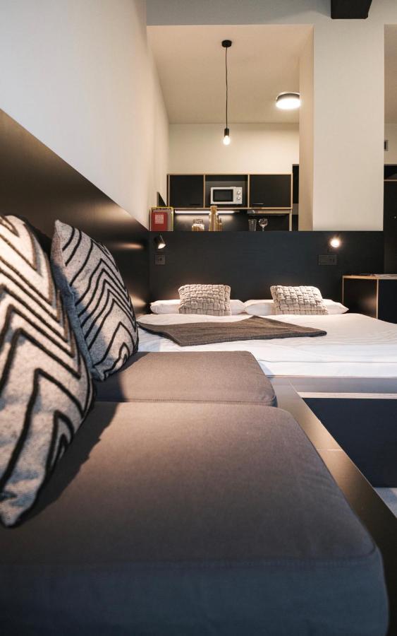 Moliving - Design Hotel & Apartments Duesseldorf-Нойс Екстер'єр фото